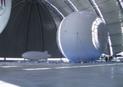 Cargo Lifter Halle von innen