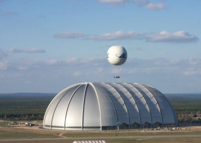 Cargo Lifter Halle von aussen